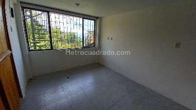 Casa en venta en Quinta Hispania, Manizales · foto 3 de 20