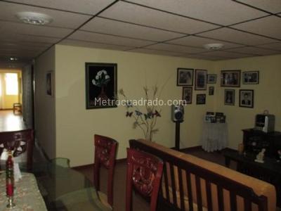 Casa de 5 alcobas en venta en Los Alcazares, Manizales, 410 m² · foto 4 de 20