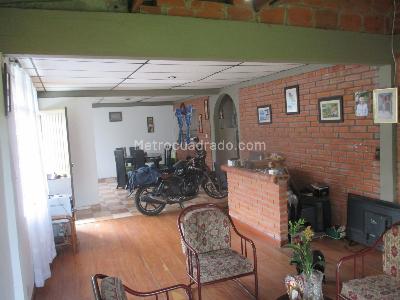 Casa de 3 alcobas en venta en Malteria, Manizales, 230 m² · foto 8 de 20