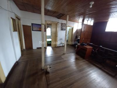 Casa de 5 alcobas en venta en Delicias, Manizales, 300 m² · foto 2 de 20