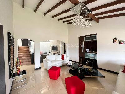Casa en venta en Alhambra, Manizales · foto 5 de 20
