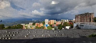 Apartamento de 2 alcobas en venta en Chipre, Manizales, 40 m² · foto 3 de 13