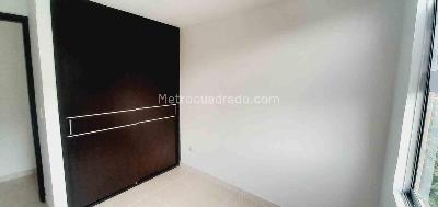 Apartamento en venta en Aranjuez, Manizales · foto 3 de 16