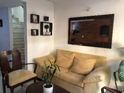 Casa en venta en Comuna Olimpica/Colores De La Villa, Pereira · foto 2 de 20