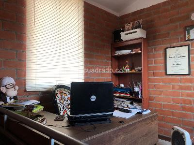 Casa en venta en Comuna Olimpica/Colores De La Villa, Pereira · foto 16 de 20