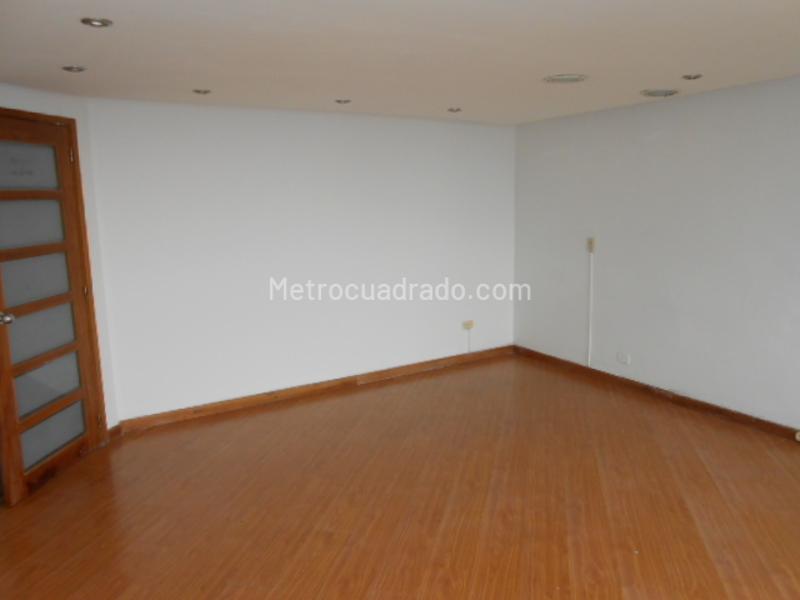 Oficina en Arriendo, Centro, Manizales - Más