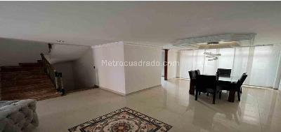 Casa de 5 alcobas en venta en Pinares, Pereira, 344 m² · foto 15 de 20