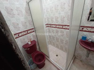 Casa de 5 alcobas en venta en Comuna Centro, Pereira, 294 m² · foto 15 de 20