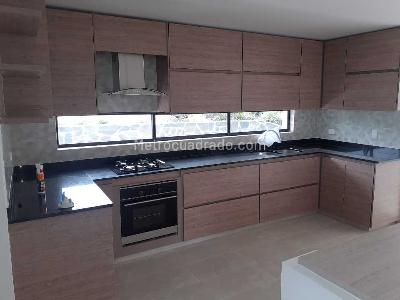 Casa de 3 alcobas en venta en Via Armenia, Pereira, 164 m² · foto 16 de 20