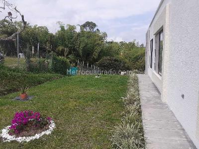 Casa de 3 alcobas en venta en Via Armenia, Pereira, 164 m² · foto 19 de 20