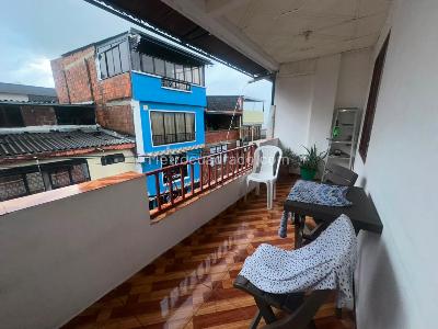 Casa en venta en Comuna Poblado/Samaria I, Pereira · foto 2 de 20