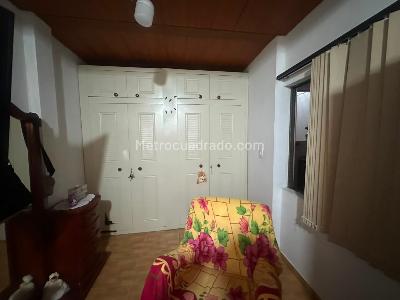 Casa en venta en Comuna Poblado/Samaria I, Pereira · foto 16 de 20