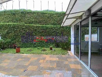 Apartamento en venta en Comuna Universidad/Pinares, Pereira · foto 2 de 4