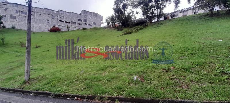 Lote en Venta, El Campin, Manizales - Vista 3