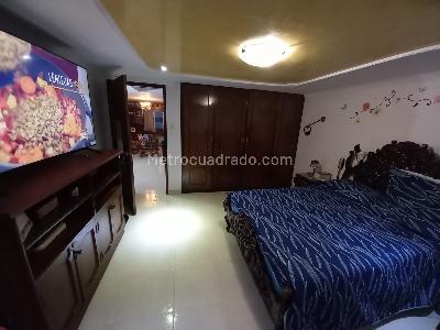 Casa en venta en La Camelia, Manizales · foto 3 de 20
