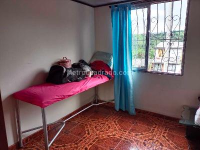 Casa de 3 alcobas en venta en Comuna Cuba/Cuba, Pereira, 120 m² · foto 13 de 20