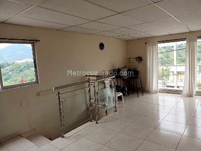 Casa de 3 alcobas en venta en Comuna Cuba/Cuba, Pereira, 120 m² · foto 20 de 20
