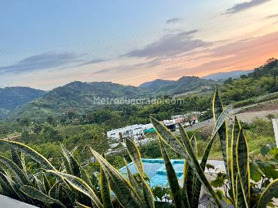 Casa de 5 alcobas en venta en Vereda El Rosario, Manizales, 483 m² · foto 10 de 13