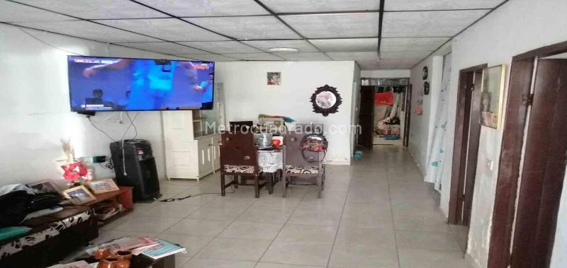 Lote en Venta, Los Naranjos, Dosquebradas - Vista 2