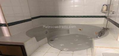 Apartamento en venta en Alamos, Pereira · foto 3 de 19