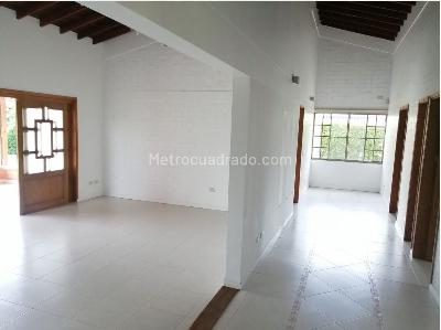 Casa en venta en Combia, Pereira · foto 2 de 20