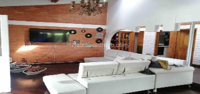 Casa en venta en Combia, Pereira · foto 4 de 19
