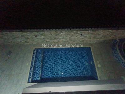Casa de 3 alcobas en venta en Girardot, Girardot, 259 m² · foto 7 de 20