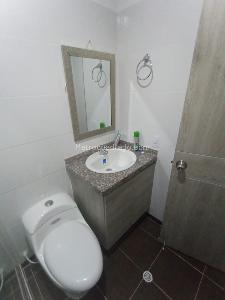 Casa de 3 alcobas en venta en Girardot, Girardot, 259 m² · foto 18 de 20