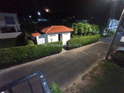 Casa de 3 alcobas en venta en Girardot, Girardot, 259 m² · foto 20 de 20