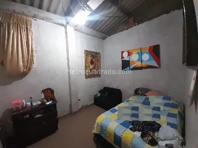 Casa de 3 alcobas en venta en Versalles, Manizales, 200 m² · foto 10 de 11