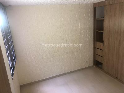 Apartamento de 2 alcobas en venta en Poblado I, Pereira, 50 m² · foto 4 de 20