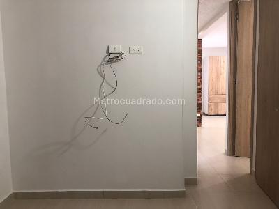 Apartamento de 2 alcobas en venta en Poblado I, Pereira, 50 m² · foto 7 de 20