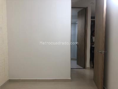 Apartamento de 2 alcobas en venta en Poblado I, Pereira, 50 m² · foto 9 de 20