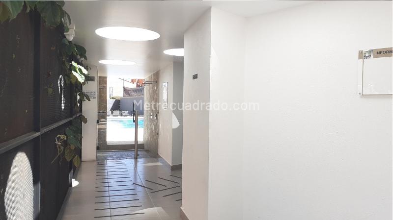 Espectacular Apartamento Dúplex Moderno de 3 Alcobas en Los Colegios - 4
