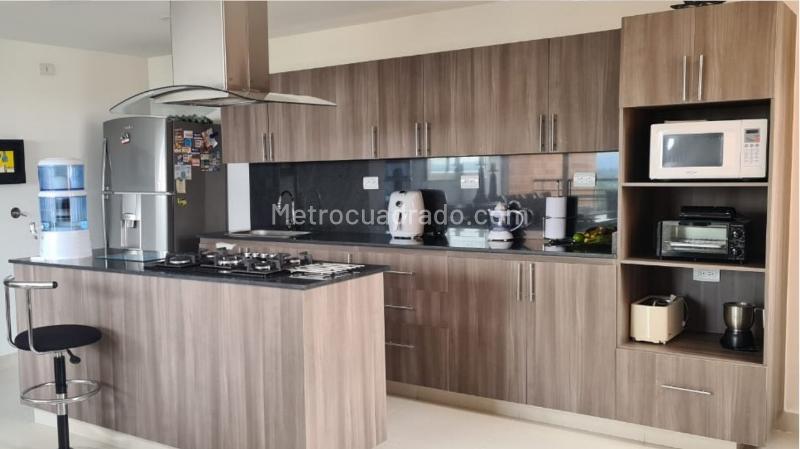 Espectacular Apartamento Dúplex Moderno de 3 Alcobas en Los Colegios - 6