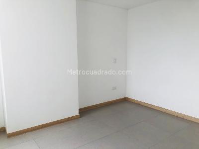 Apartamento de 2 alcobas en venta en Pinares, Pereira, 74 m² · foto 5 de 19