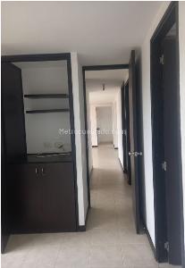 Apartamento de 3 alcobas en venta en Avenida 30 De Agosto, Pereira, 70 m² · foto 2 de 16