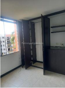 Apartamento de 3 alcobas en venta en Avenida 30 De Agosto, Pereira, 70 m² · foto 3 de 16