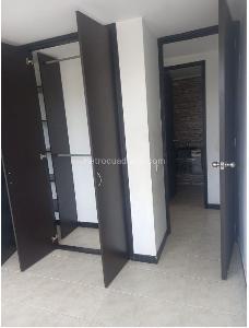 Apartamento de 3 alcobas en venta en Avenida 30 De Agosto, Pereira, 70 m² · foto 4 de 16