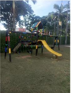 Apartamento de 3 alcobas en venta en Avenida 30 De Agosto, Pereira, 70 m² · foto 12 de 16