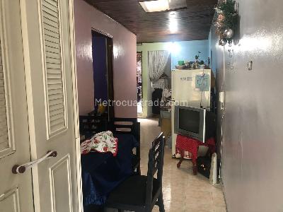 Casa de 2 alcobas en venta en Berlin, Pereira, 83 m² · foto 4 de 17