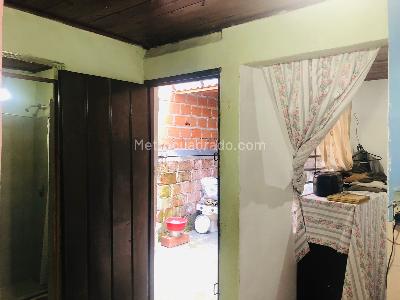 Casa de 2 alcobas en venta en Berlin, Pereira, 83 m² · foto 11 de 17