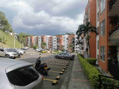 Apartamento en venta en Unicentro, Pereira · foto 8 de 12