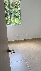 Apartamento de 3 alcobas en venta en Poblado I, Pereira, 74 m² · foto 10 de 20