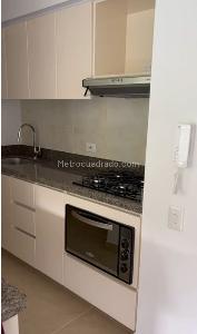 Apartamento de 3 alcobas en venta en Poblado I, Pereira, 74 m² · foto 11 de 20
