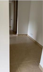 Apartamento de 3 alcobas en venta en Poblado I, Pereira, 74 m² · foto 13 de 20