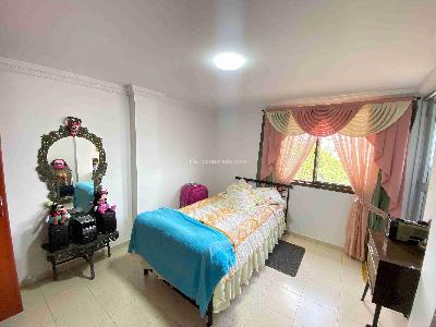 Apartamento en venta en Centro, Armenia · foto 7 de 13