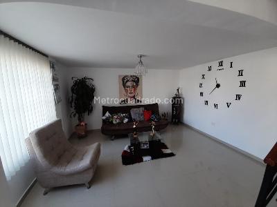 Casa en venta en Chipre, Manizales · foto 4 de 20