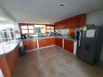 Casa en venta en Chipre, Manizales · foto 8 de 20