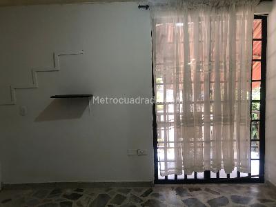 Casa en venta en Belmonte Bajo, Pereira · foto 2 de 20
